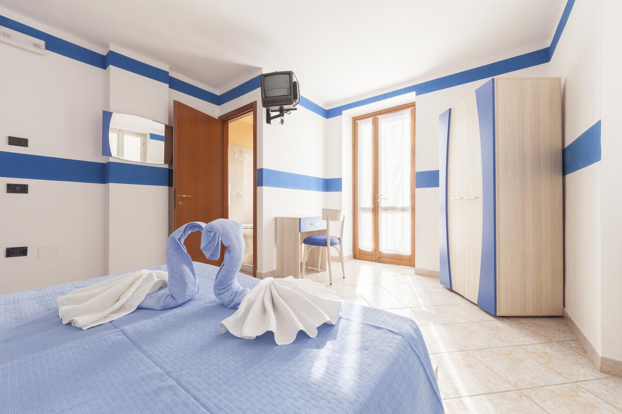 Albergo Belvedere コッリオ エクステリア 写真
