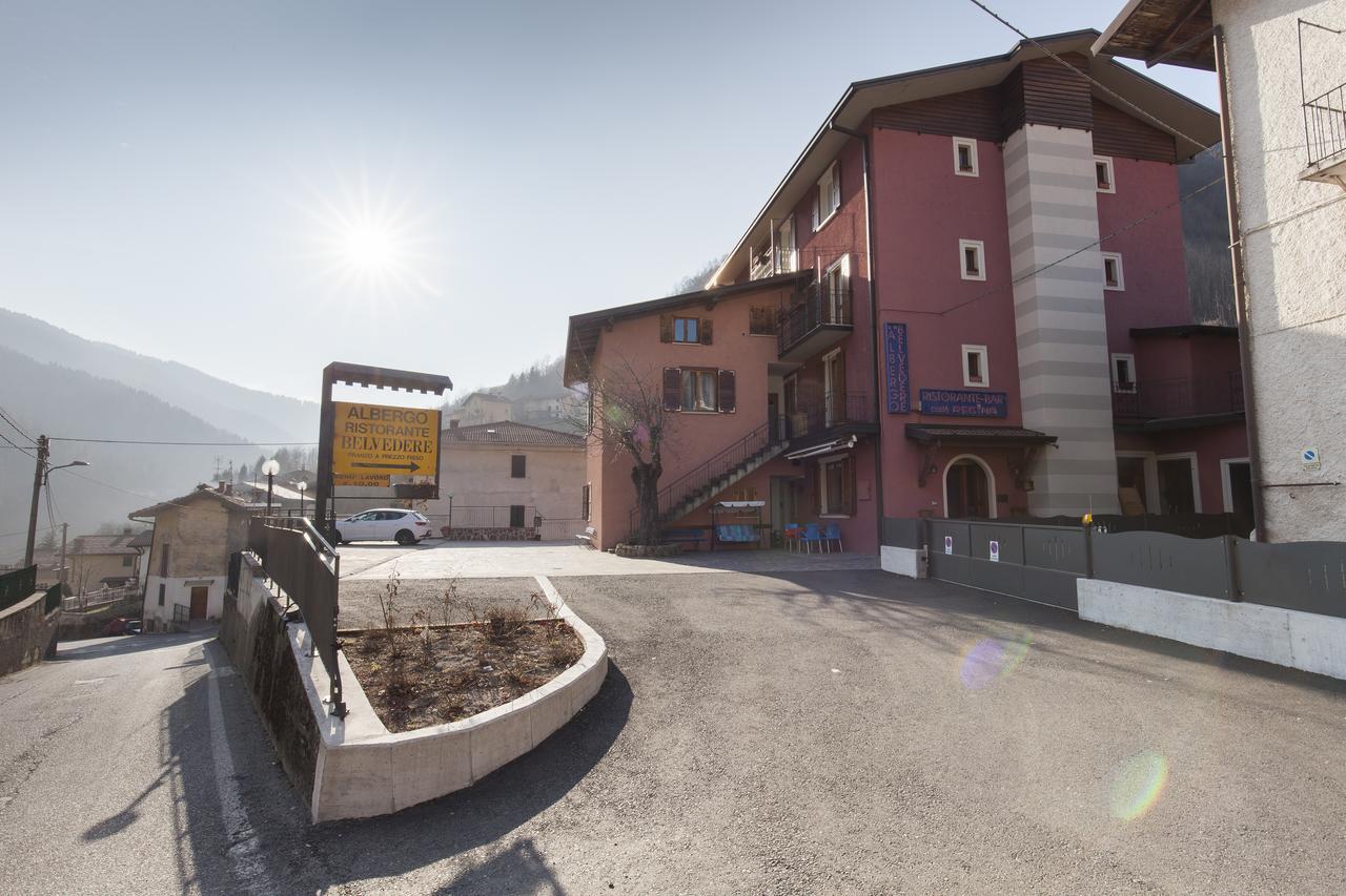 Albergo Belvedere コッリオ エクステリア 写真