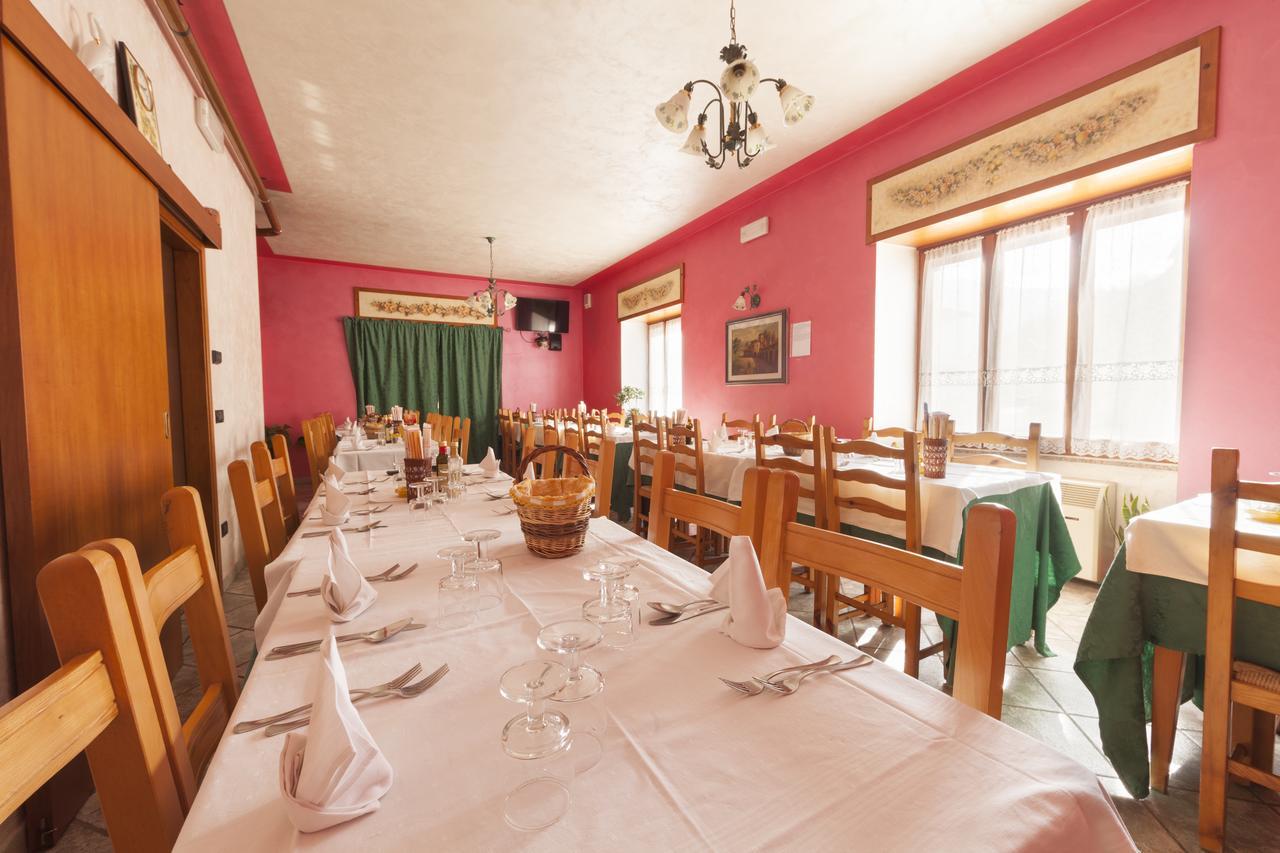 Albergo Belvedere コッリオ エクステリア 写真